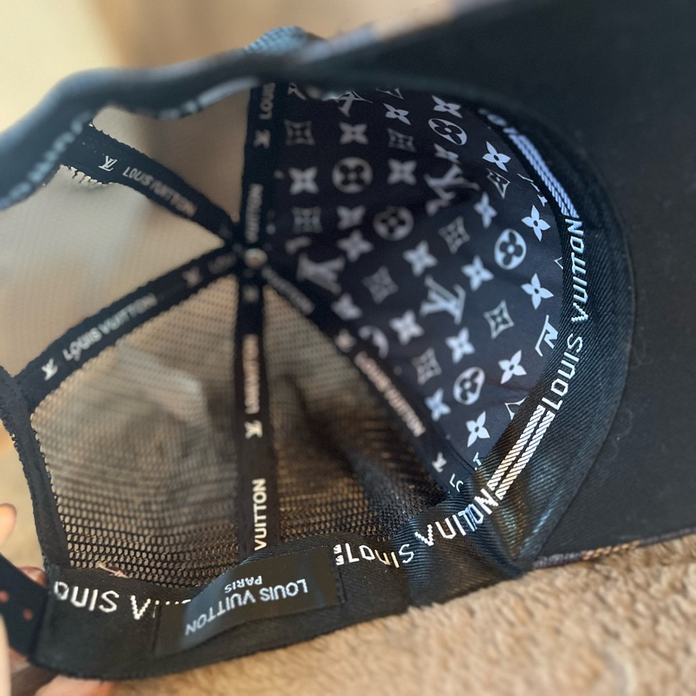 Gold Logo Checkered Hat - Picture 4 of 5